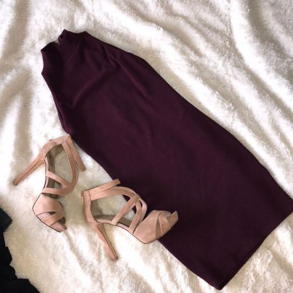 Olivacious | NWOT bodycon dress